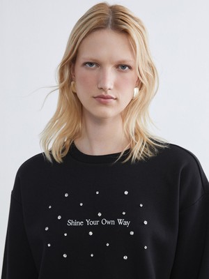 Lc Waikiki Yeni Sezon Bisiklet Yaka Taşlı Kadın Kalın Sweatshirt