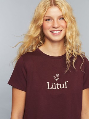 Lc Waikiki Yeni Sezon Bisiklet Yaka Slogan Baskılı Kadın Tişört