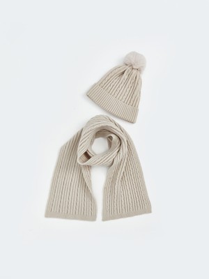 Lc Waikiki Yeni Sezon Ponpon Detaylı Kız Çocuk Atkı ve Bere Takım