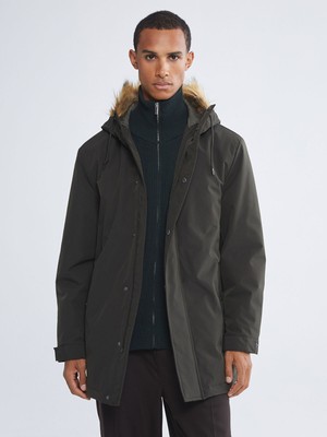 Lc Waikiki Yeni Sezon Standart Kalıp Kürk Kapüşonlu Erkek Parka