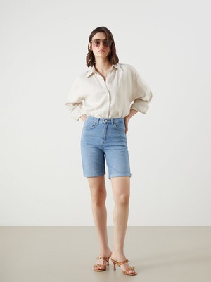 Lc Waikiki Yeni Sezon Bermuda Fit Kadın Jean Şort