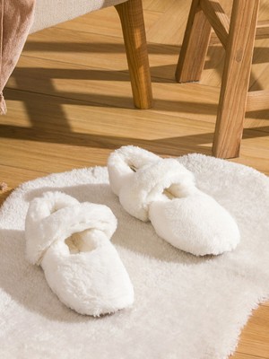 Lc Waikiki Yeni Sezon Pelüş Kadın Ev Ayakkabısı