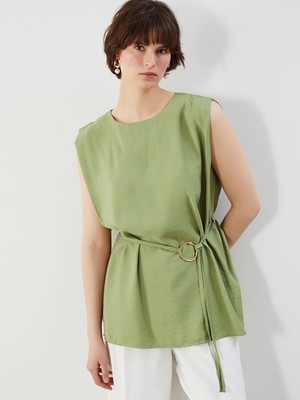 Lc Waikiki Yeni Sezon Bisiklet Yaka Kuşaklı Bluz