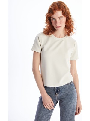 Lc Waikiki Yeni Sezon Dik Yaka Kadın Tişört