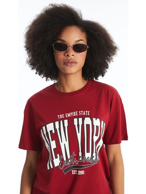 Lc Waikiki Yeni Sezon Bisiklet Yaka Baskılı Kısa Kollu Kadın Tişört