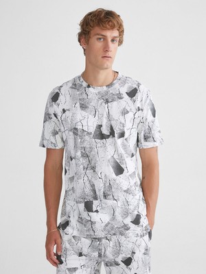 Lc Waikiki Yeni Sezon Bisiklet Yaka Desenli Penye Erkek Tişört