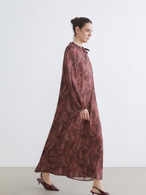 Lc Waikiki Yeni Sezon Bağlamalı Yaka Desenli Büzgülü Elbise