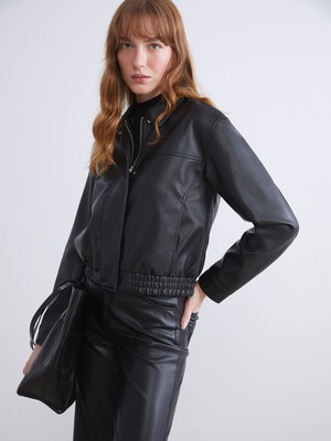 Lc Waikiki Yeni Sezon Gömlek Yaka Kadın Deri Görünümlü Ceket