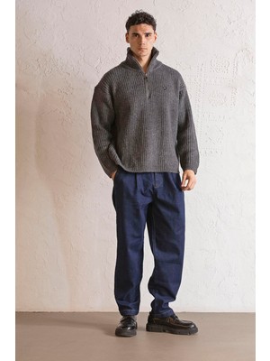 gmg firenze Dik Yaka Göğsü Nakışlı Fermuarlı Erkek Kazak