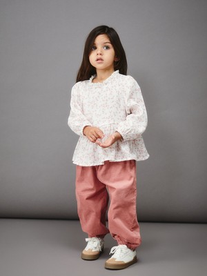 Lc Waikiki Yeni Sezon Bisiklet Yaka Çiçekli Kız Bebek Bluz ve Pantolon 2'li