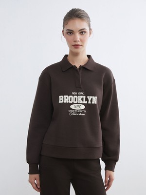 Lc Waikiki Yeni Sezon Polo Yaka Brooklyn Baskılı Kadın Kalın Sweatshirt