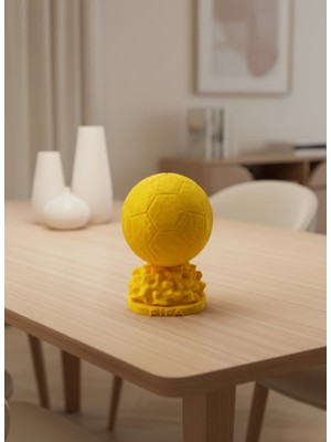 DecoTech Sarı Fıfa Topu Dekoratif Biblo 10CM Modern Masa Üstü Aksesuar