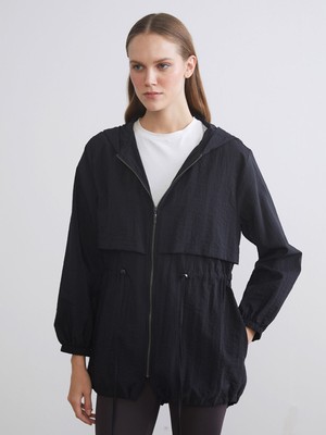 Lc Waikiki Yeni Sezon Kapüşonlu Kadın Yağmurluk