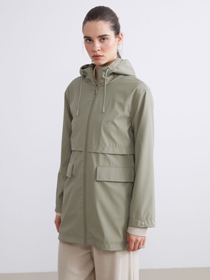 Lc Waikiki Yeni Sezon Kapüşonlu Kadın Yağmurluk