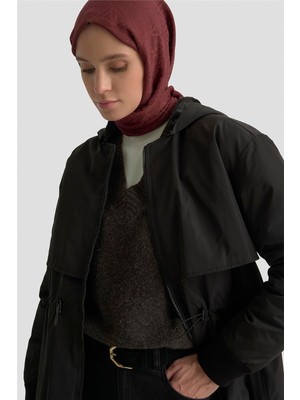 Armine Aller Detaylı Kapitone Manto 25KT1726 Siyah