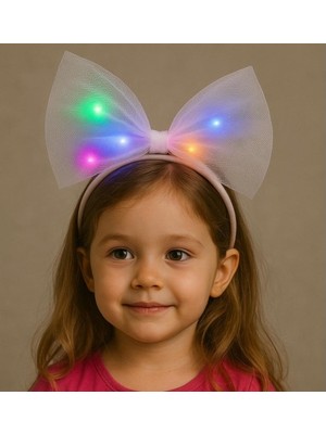 Ett Rengarenk LED Işıklı Fiyonk Şekilli Tül Parti Tacı Beyaz Renk 25X25 cm Dinç Store - 004982