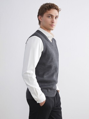 Lc Waikiki Yeni Sezon Standart Kalıp V Yaka Erkek Triko Süveter