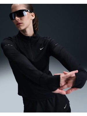 Nike Swift Dri-Fıt Uv Çeyrek Fermuarlı Kadın Koşu Üstü