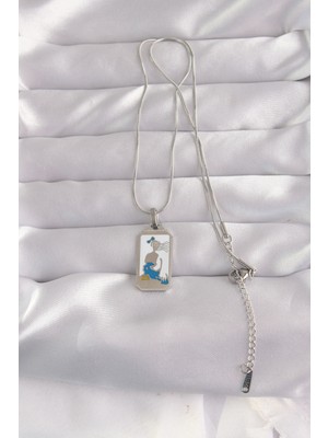 Bsre Gümüş Renk Beyaz Mineli Kız Figür Tarot Kolye (316L Çelik)