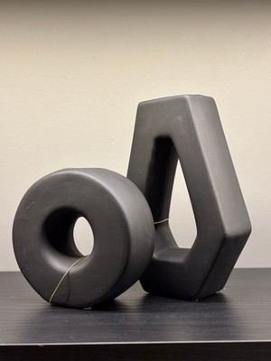 NuN Studio Mat Siyah Modern Geometrik Dekoratif Vazo - Obje Seti (2’li)