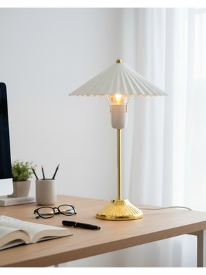 Decodelight Gold Metal Ayaklı Yelpaze Pileli Mantar Model Metal Şapkalı Abajur Masa Lambası Aydınlatma