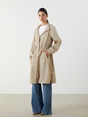 Lc Waikiki Yeni Sezon Kadın Kapüşonlu Düz Yağmurluk