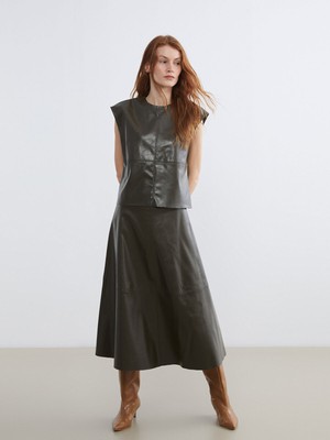 Lc Waikiki Yeni Sezon Beli Fermuarlı A Kesim Deri Görünümlü Etek