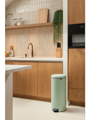 Brabantia 001-01-NEWICON Jade Green Pedallı Çöp Kutusu 30L