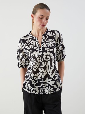 Lc Waikiki Yeni Sezon Kaçık Yaka Desenli Bluz