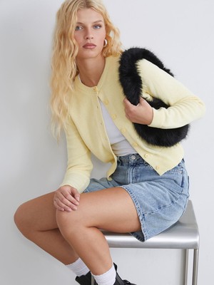 Lc Waikiki Yeni Sezon Dar Fit Kadın Jean Şort