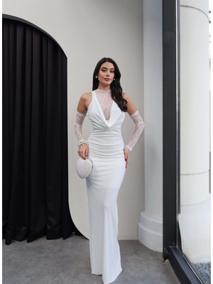 Esra Helvacı Degaje Yaka Dantelli Uzun Elbise