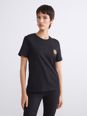 Lc Waikiki Yeni Sezon Bisiklet Yaka Metal Süs Detaylı Kadın Tişört