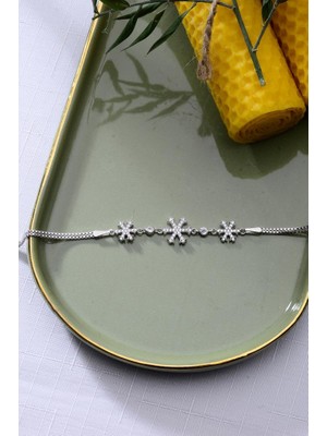 Innuendo 925 Ayar Gümüş Üçlü Kar Taneli Bileklik