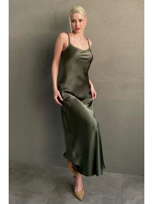 Madmext Yeşil Ayarlanabilir Askı Dantel Detaylı Kadın Saten Elbise MG2660