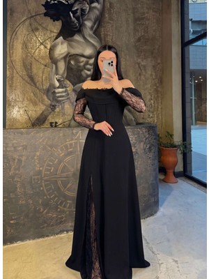 Romance Korse Detaylı Tül Kollu & Göğüs Detaylı Dantel Yırtmaçlı Abiye Siyah