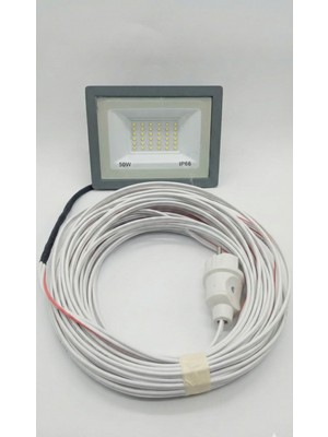 İNWATT Genel 50 Watt LED Projektör Seyyar 20 Metre Dış Mekana Uygun Sıvıya Dayanıklı
