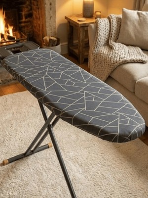 Beylini Ütü Masası Kılıfı İpli Keçeli Yanmaz Ütü Masası Örtüsü Bezi Geometrik 50X150 cm