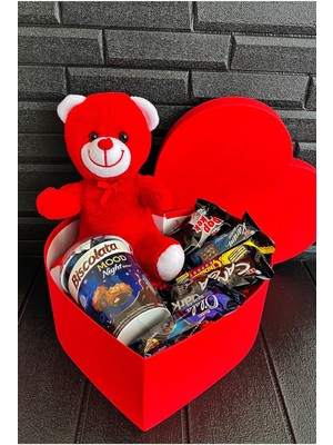 Mynil En Sevdiklerinize Hediye Kalp Kutuda Kırmızı Ayıcık ve Bitter Çikolatalar