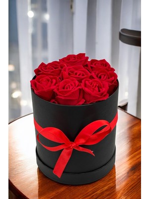 Mynil Kutulu Solmayan Kırmızı Gül Sevgiliye Hediye Çiçek Yapay Gül Kutusu