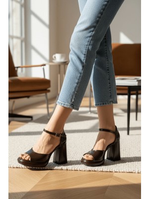 Divolya Bomme Kahve Kırışık( 9 cm Topuk ) Platform Topuklu Günlük Ayakkabı