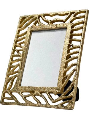 Lara Decor Gold Döküm Desenli Çerçeve