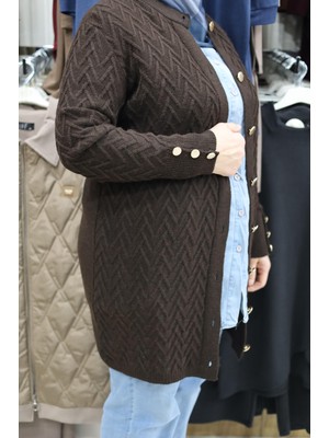 Gaye Dugmeli Kabartma Desenliyumusak Doku Hırka