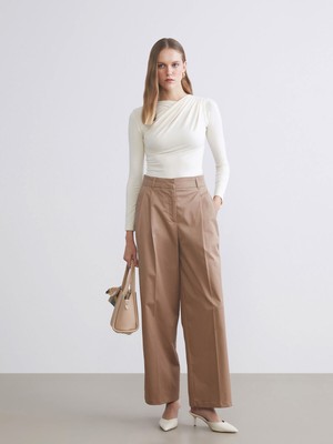 Lc Waikiki Yeni Sezon Loose Fit Geniş Paça Kadın Pileli Pantolon