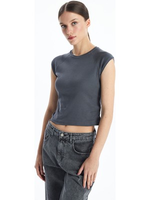 Lc Waikiki Yeni Sezon Bisiklet Yaka Kadın Tişört