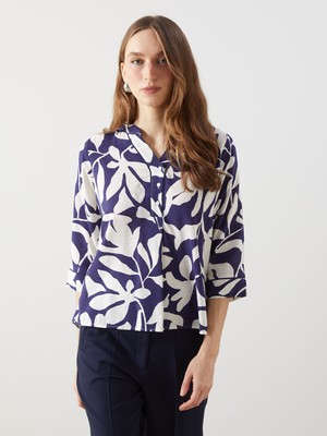 Lc Waikiki Yeni Sezon Kaçık Yaka Çiçekli Kadın Bluz