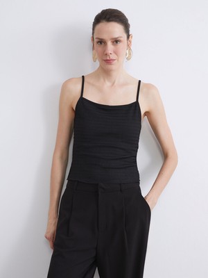 Lc Waikiki Yeni Sezon Kare Yaka Dokulu Askılı Kadın Atlet