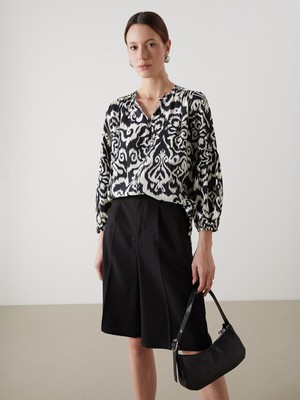 Lc Waikiki Yeni Sezon Kaçık Yaka Desenli Kadın Bluz