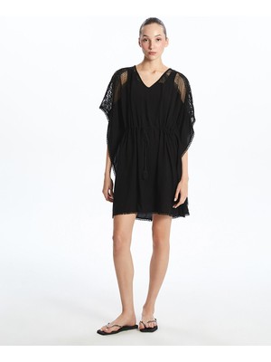 Lc Waikiki Yeni Sezon V Yaka Dantel Detaylı Plaj Elbisesi