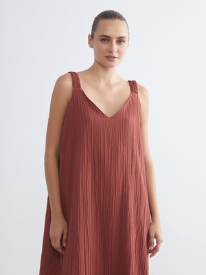 Lc Waikiki Yeni Sezon V Yaka Dokulu Elbise