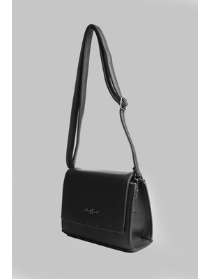 La'Graccio Paris Nale Model Mıknatıs Kapamalı Kadın Deri Askılı Çanta
